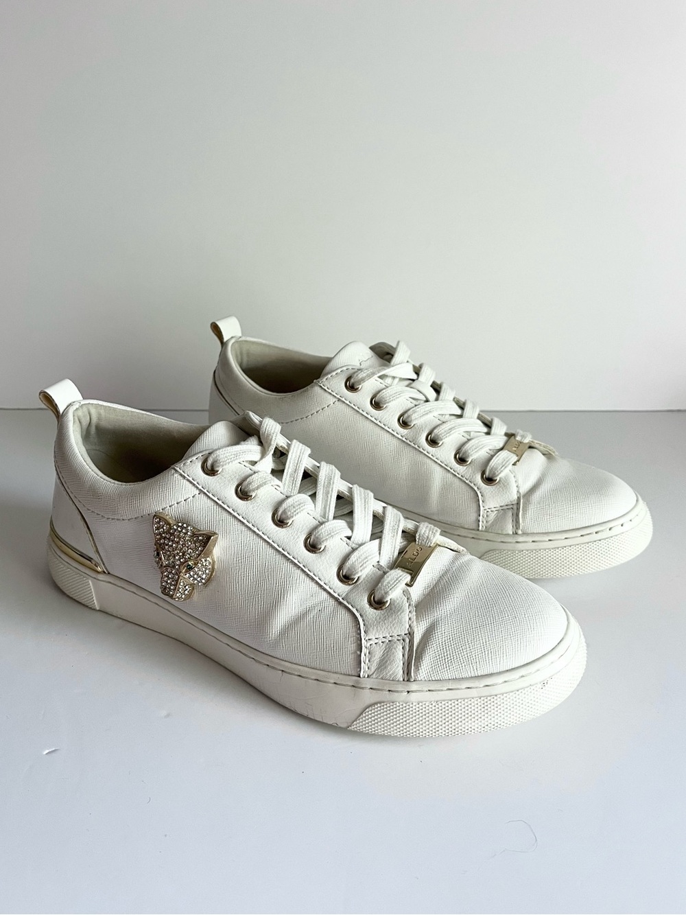 ALDO Frayldan Rhinestone Leopard Sneakers Size 8 White Gold